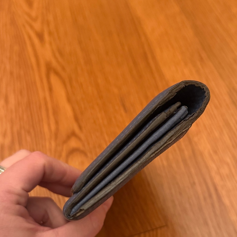 Gucci Long Leather Wallet - Picture 7 of 10